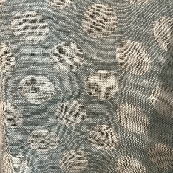 Blue Polka Dot Sleeveless Top - Picture 3 of 3